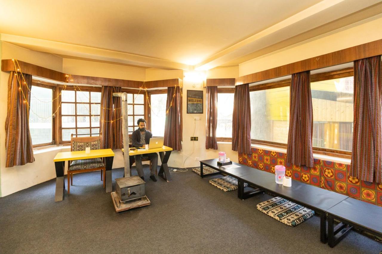 The Hosteller Manali Exterior photo